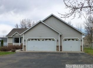 11584 52nd St NE, Albertville, MN 55301