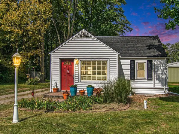 14251 Dragoon Trl, Mishawaka, IN 46544