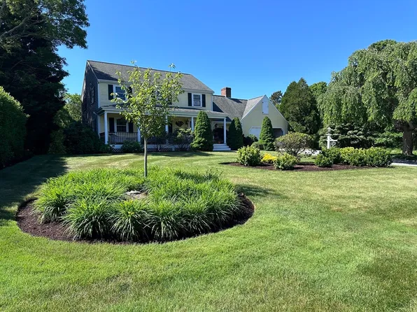 125 Althea Dr, Barnstable, MA 02630