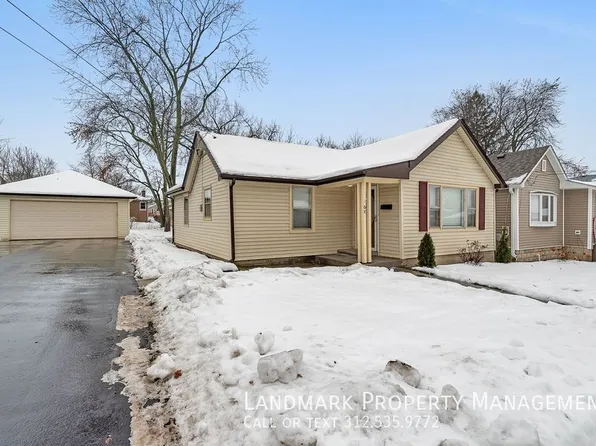 6 E Eureka Dr, Lemont, IL 60439