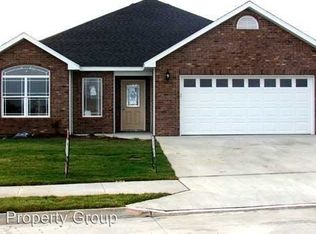 4004 Creve Coeur Dr, Columbia, MO 65202