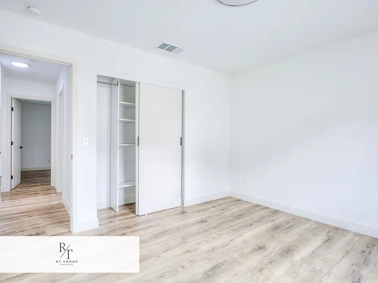4914 Kauffman Ave #B — Photo 11