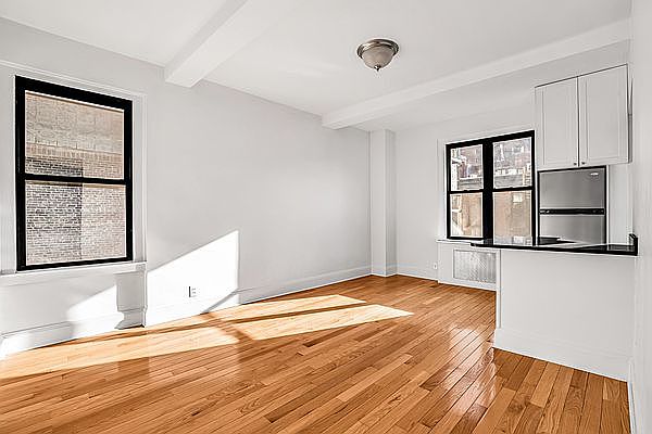 1st image of 208 W 23rd St APT 416