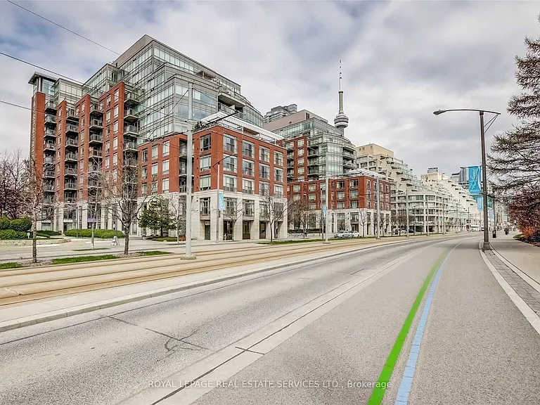 550 Queens Quay W #709 — Photo 3