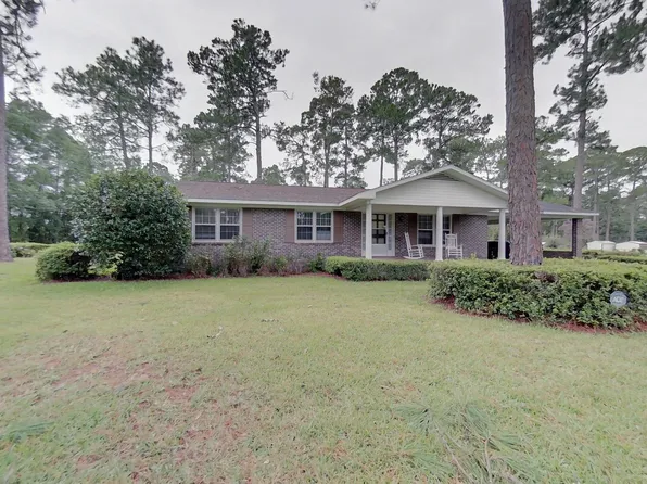 122 Sunnybrook Dr, Thomasville, GA 31757