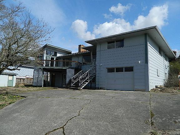 2nd image of 6813 73rd St NE