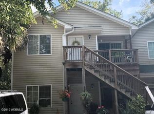 2614 Holmes Rd, Beaufort, SC 29902