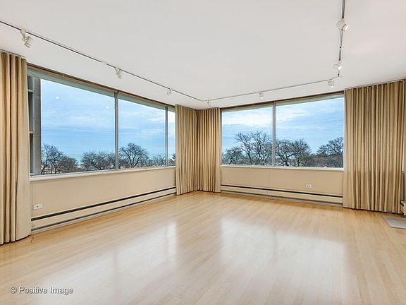 3rd image of 1000 N Lake Shore Plz APT 5A