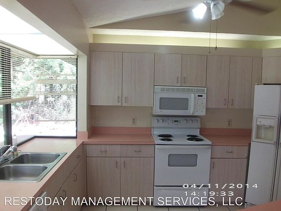 2nd image of 2225 SE Melaleuca Blvd