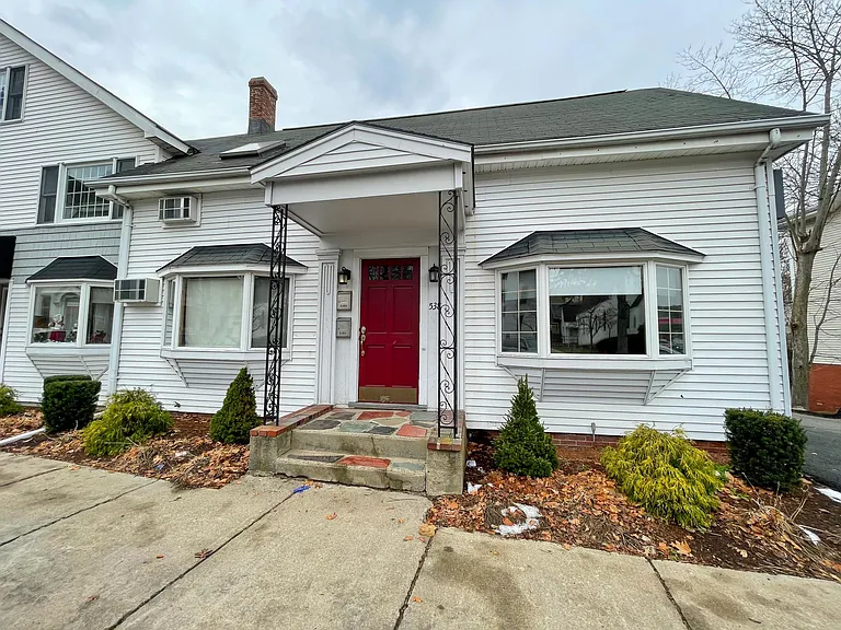 538 Main St #B — Photo 8