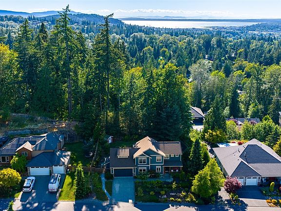 4th image of 1205 Birch Falls Drive