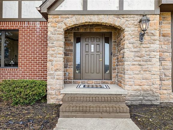 4th image of 4700 Barnsleigh Dr