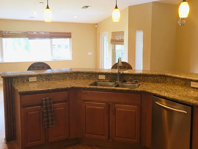 310 Shady Ln — Photo 26