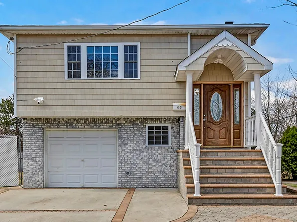 63 Remsen Avenue, Hempstead, NY 11550