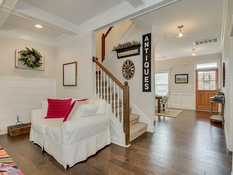 1554 Driftwood Ln — Photo 19