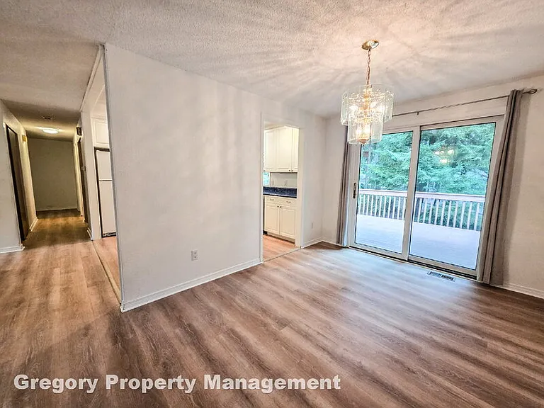 19044 NE 165th Pl — Photo 7