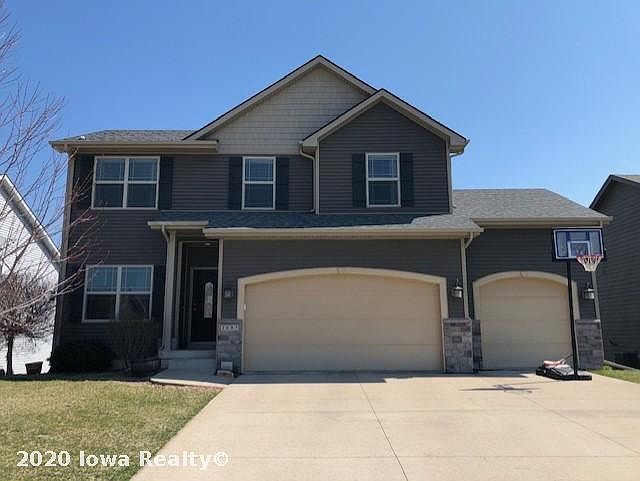 1st image of 2085 SE Willowbrook Dr