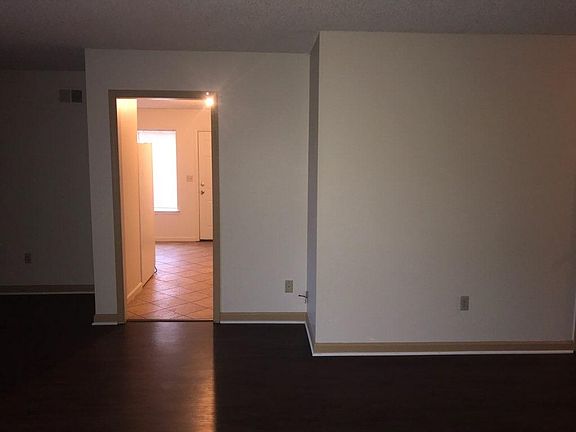 5th image of 3339 Cristil St