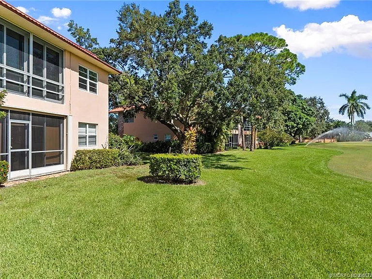 1913 SW Palm City Rd #7-I — Photo 10