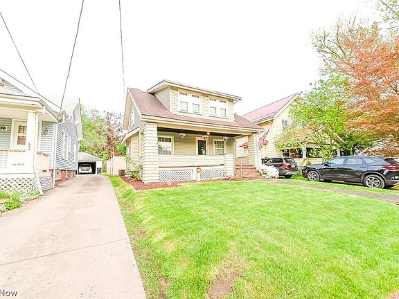 2nd image of 386 Bonnie Brae Ave NE