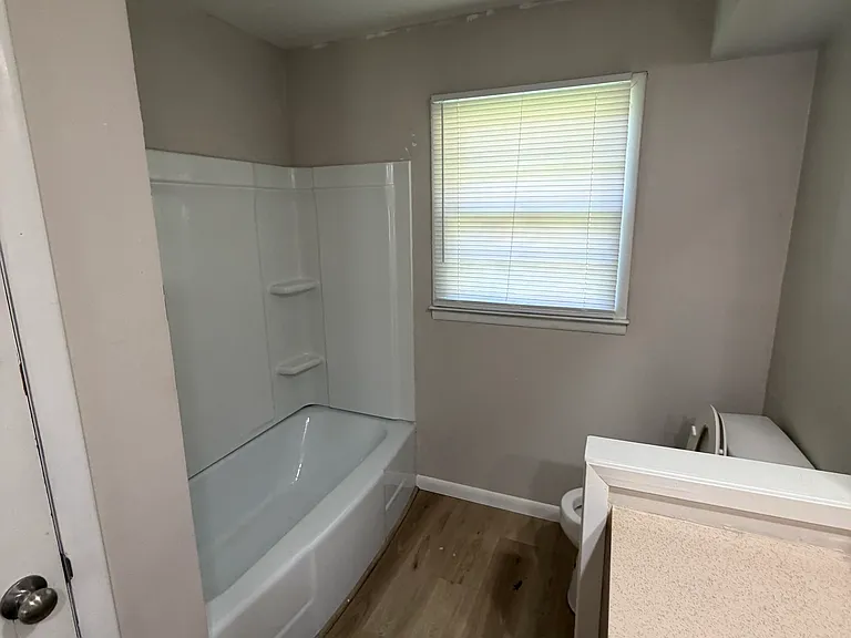104 Highland Dr — Photo 6