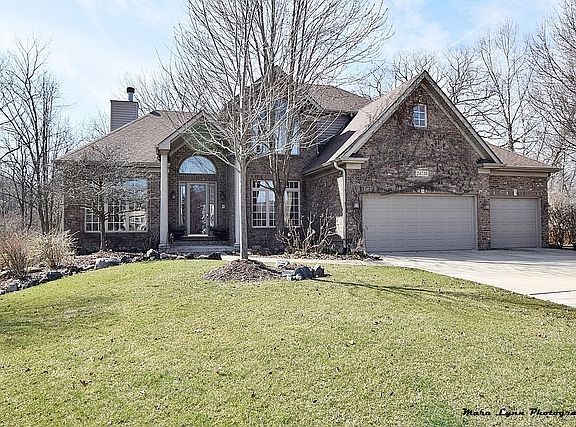 2nd image of 24738 W Fairbanks Ct
