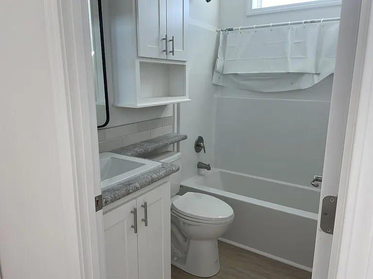 1415 Main St #22 — Photo 16
