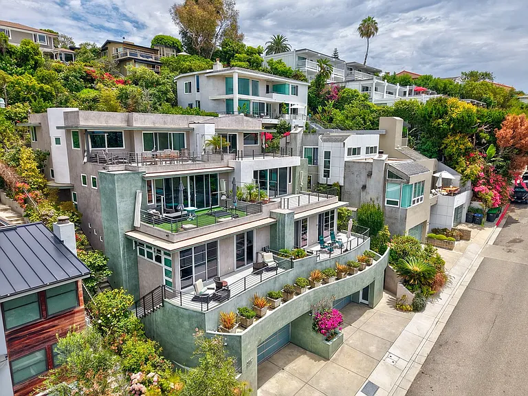 384 Loma Ter — Photo 3
