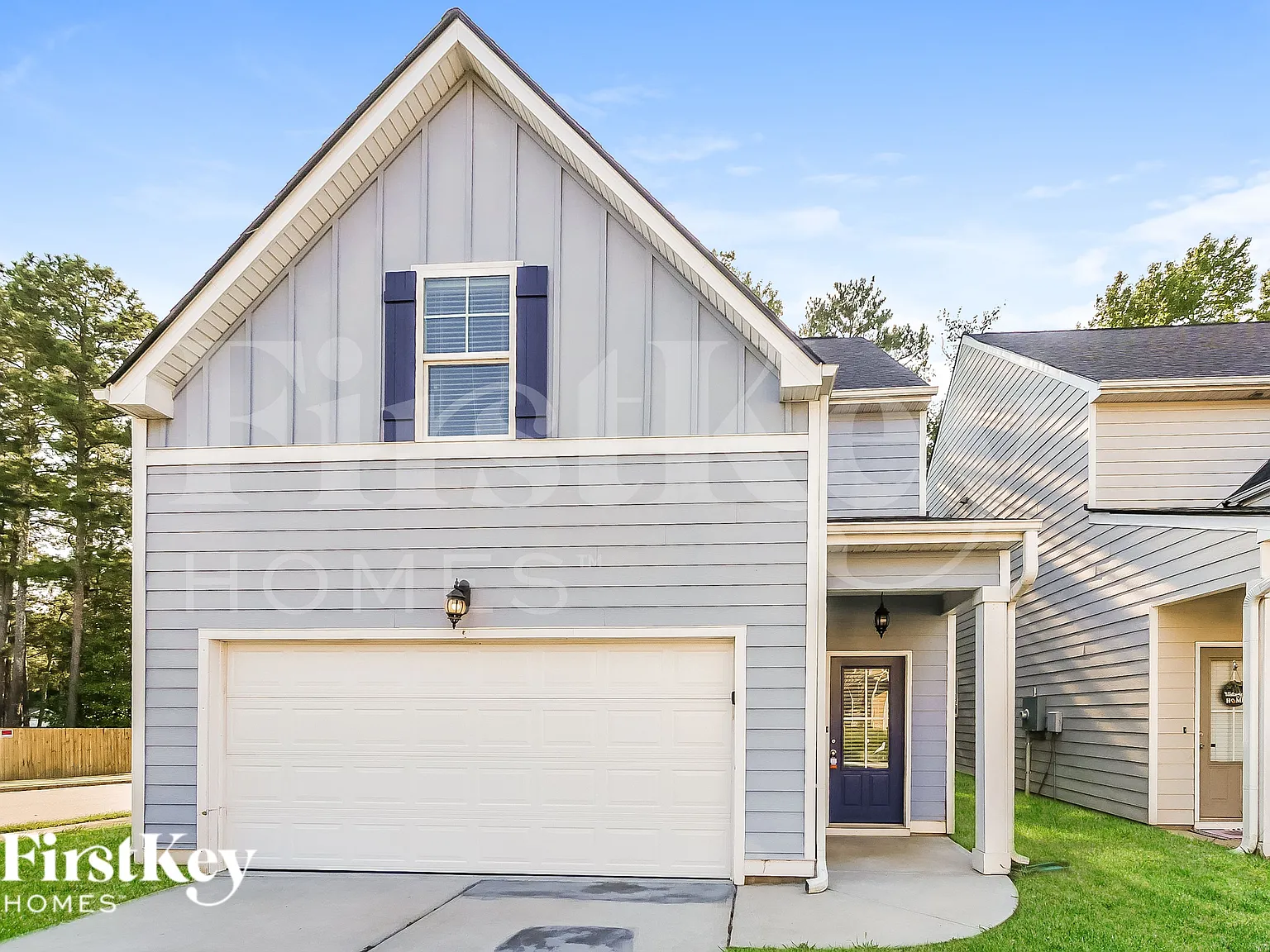 4 bed, 2.5 bath, 2000 sqft, $2,330 — Photo 1