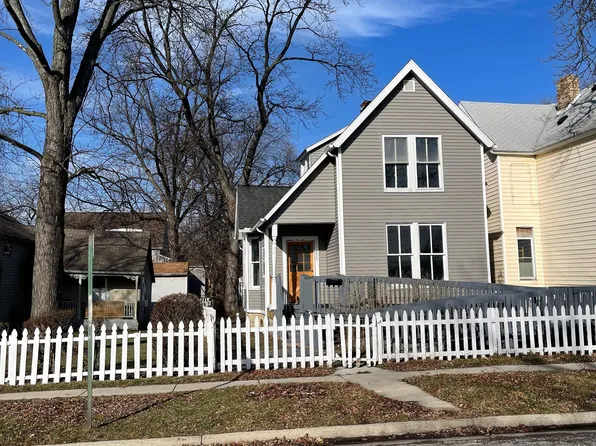 829 Pine St, Port Huron, MI 48060