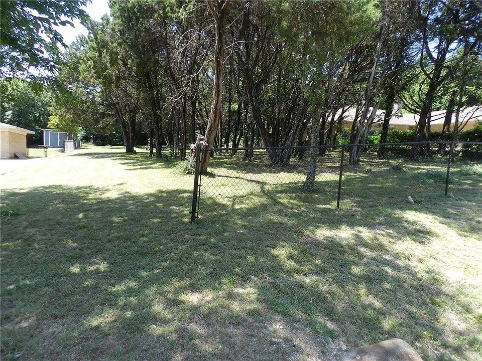 2nd image of 627 N Casa Grande Cir
