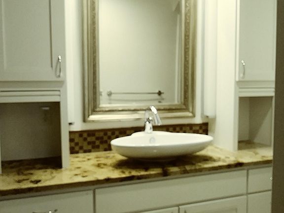 5th image of 2369 S Ridgeview Way