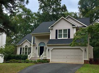5712 Saddle Hill Dr, Midlothian, VA 23112