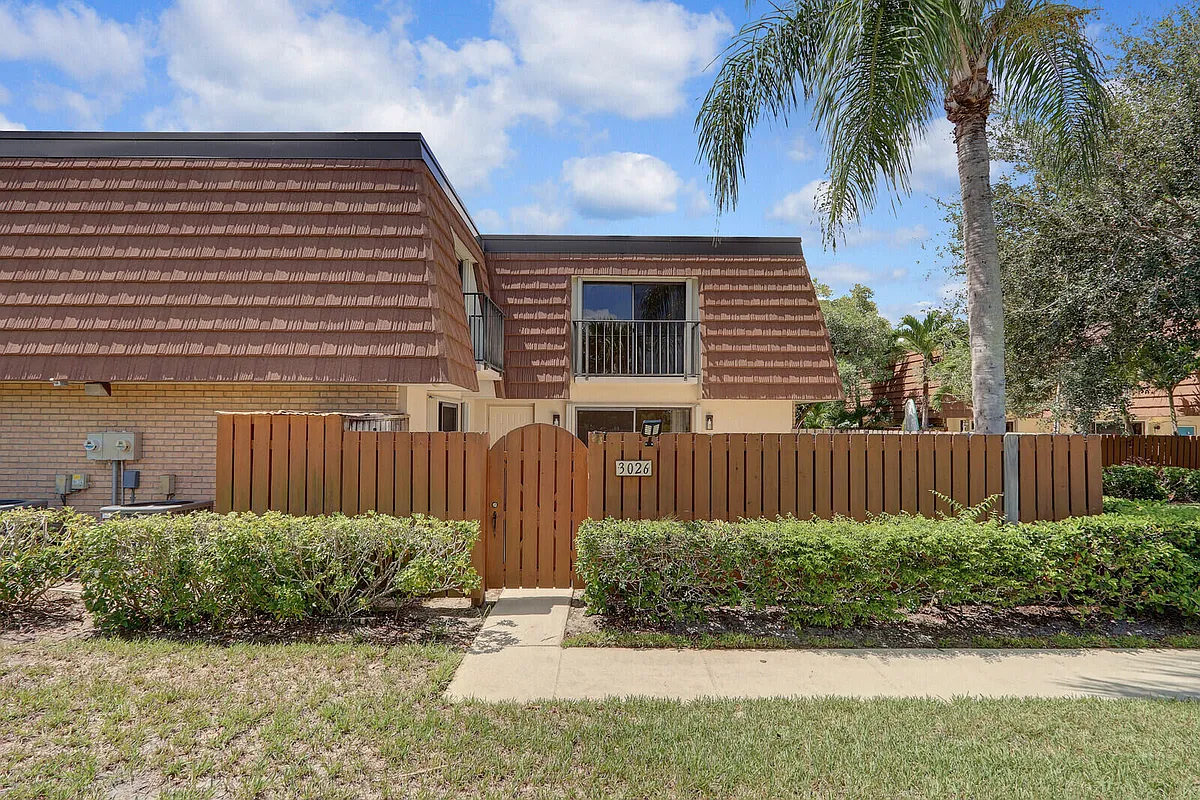Building Photo - 3026 30th Ct