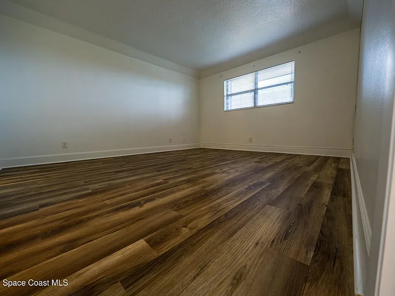 500 Palm Springs Blvd #403 — Photo 20
