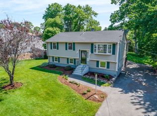 27 Christina Ave, Billerica, MA 01821