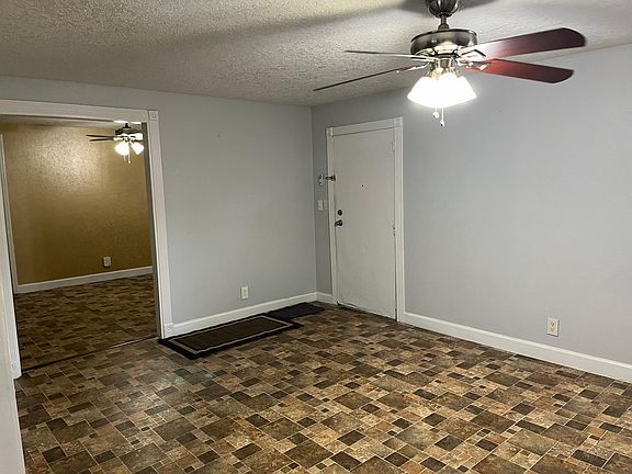 5th image of 7906 Patterson Rd
