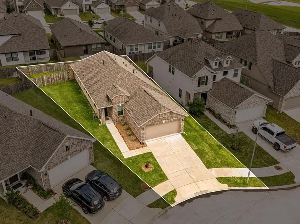10422 Milford Woods Ln, Tomball, TX 77375