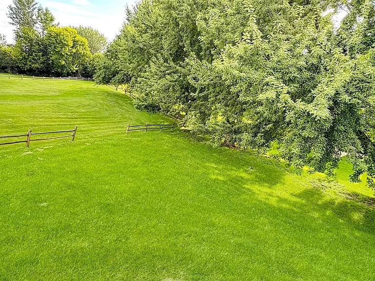 1839 Valley Ridge Trl S — Photo 39