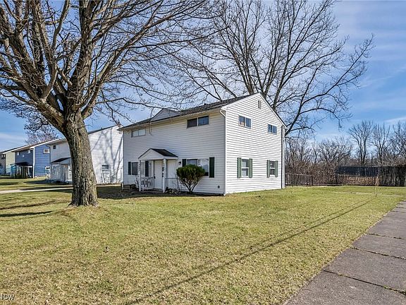 3rd image of 3004 Cromwell Dr