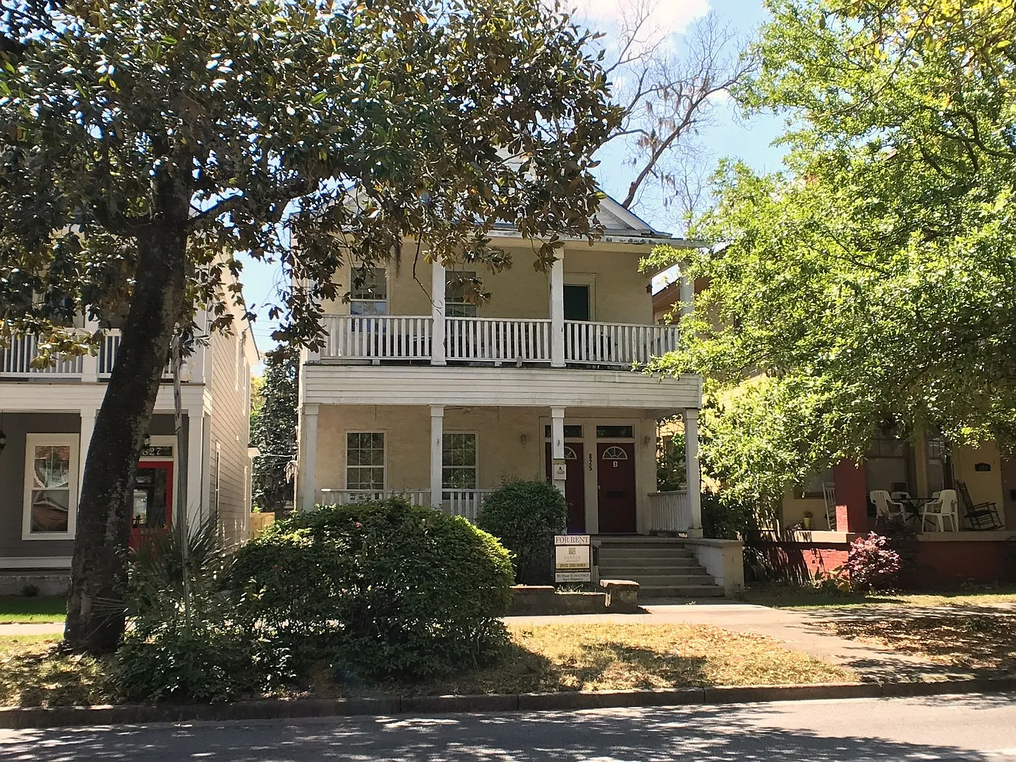 825 E Henry St — Photo 1
