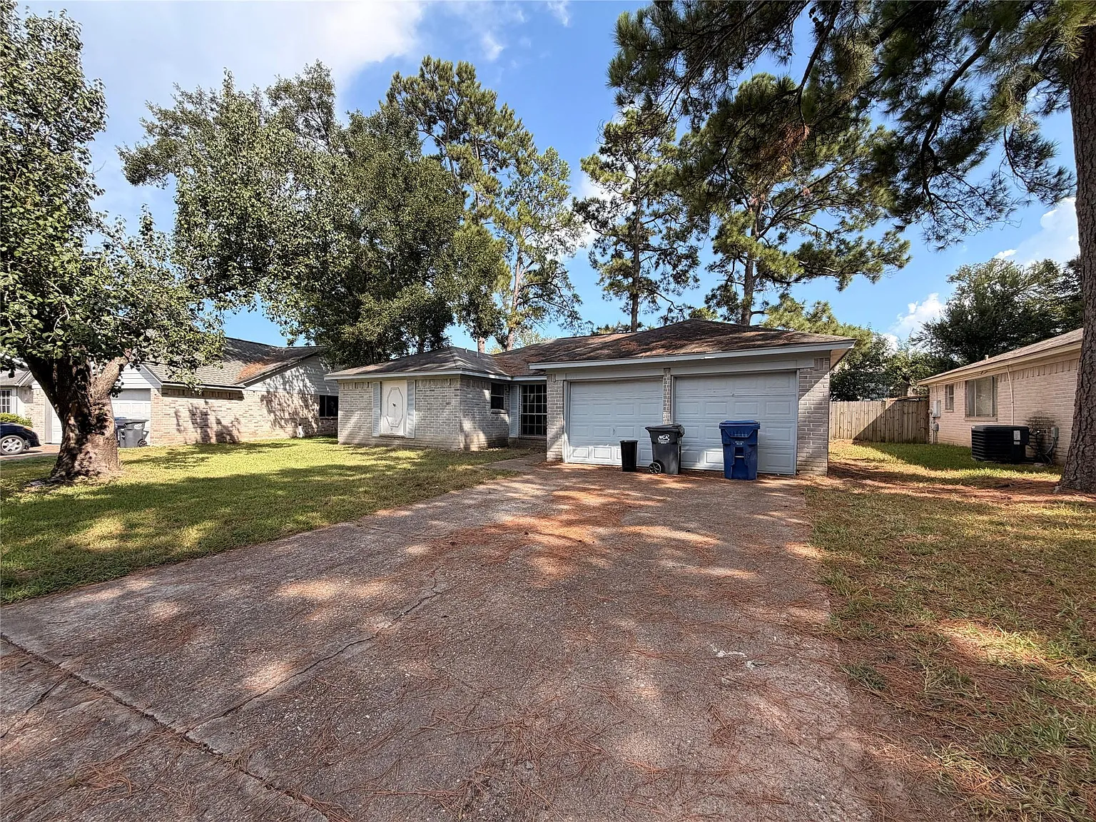 3 bed, 2.0 bath, 1581 sqft, $1,800 — Photo 2