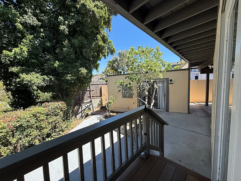 4727 Redland Dr — Photo 20
