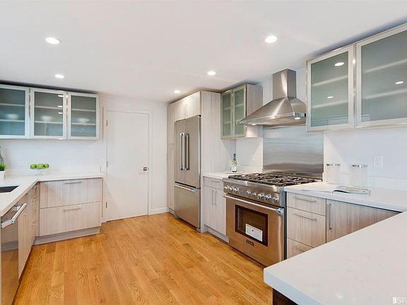 4th image of 55 Dolores St APT 5