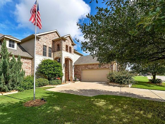 3rd image of 8402 Wildrock Ct