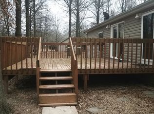 1239 Cedar Creek Ln, Centralia, IL 62801