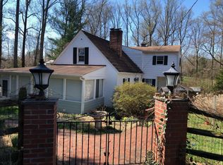 956 Towlston Rd, Mclean, VA 22102