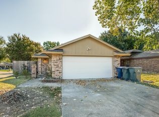 5102 Lakeridge Ct, Garland, TX 75043