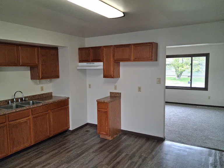 342 Lahonda Dr — Photo 11