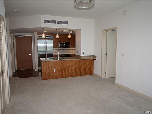 5th image of 555 South St #4308
